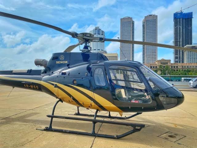 Helicopter Island Tour